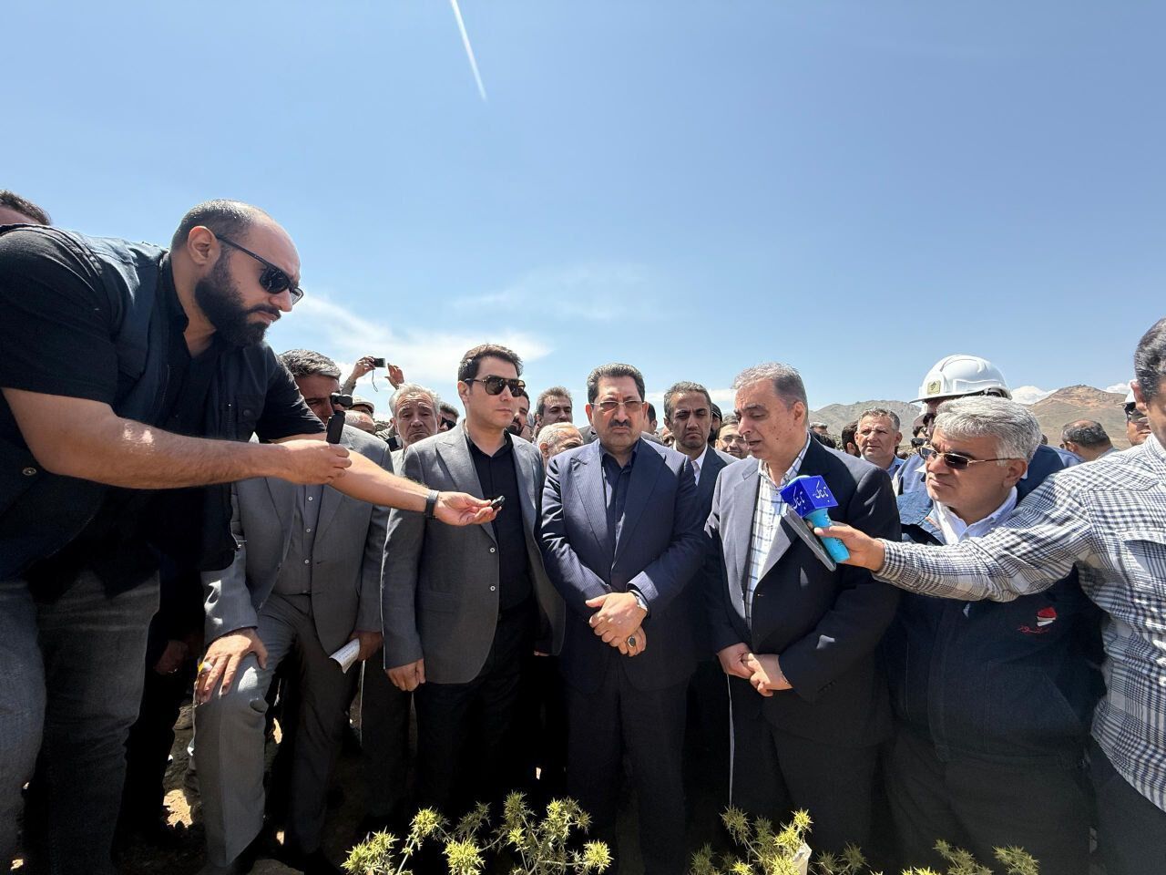 بازدید وزیر صمت از طرح توسعه زنجیره فولاد در معدن سنگ آهن گلالی قروه