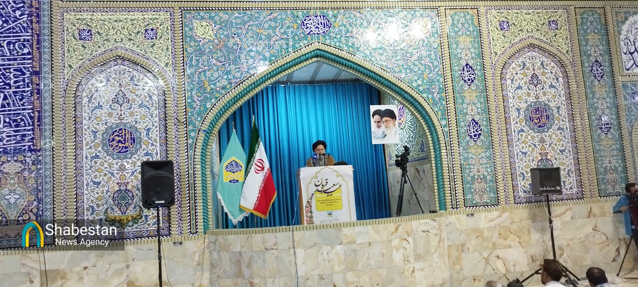 برگزاری نماز عید بندگی و اخلاص در مرکز کهگیلویه و بویراحمد