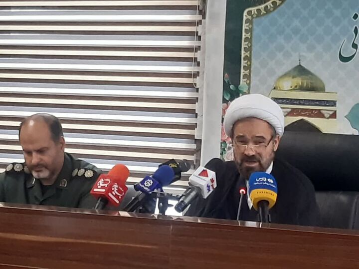 غدیر متعلق به همه مردم است / برپایی سفره اطعام چند کیلومتری درکرمانشاه