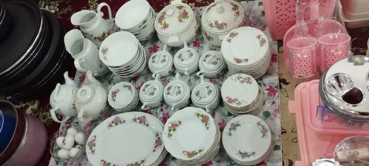 عروسی که به همت‌ مسجدی‌های روستای زاویه سکمن آباد خوی راهی خانه بخت شد