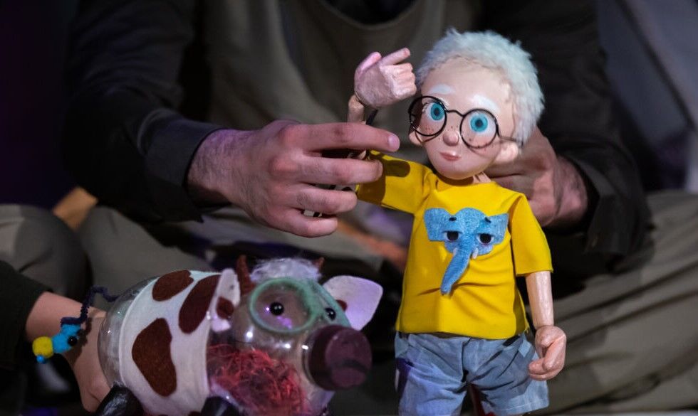 آموزش مدیریت استرس در نمایش «تاریکی» / ضرورت کارآموزی نوجوانان در مرکز تئاتر کانون