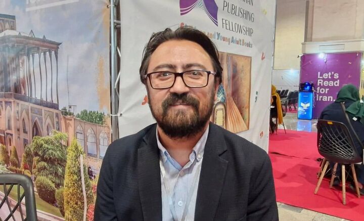 فلوشیپ نشر تهران آینده روشنی دارد