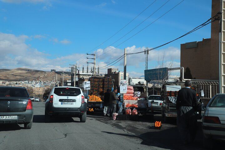 ساماندهی وانت‌های میوه‌فروش در سنندج کلید خورد