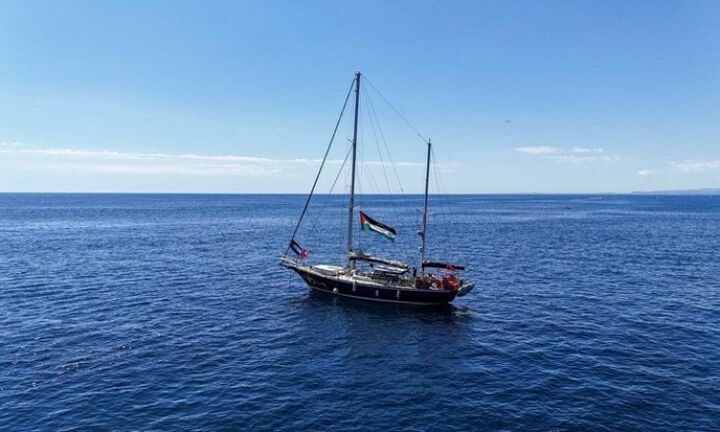 نیروهای اشغالگر اسرائیل فعالان کشتی «مادلین» عازم غزه را دستگیر کردند