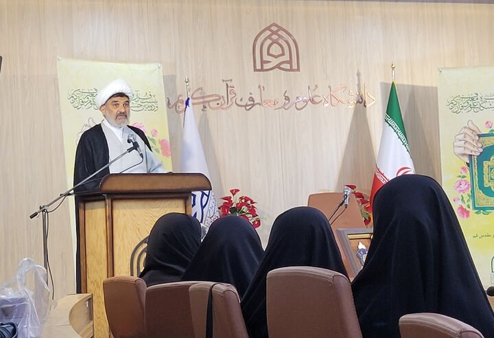 جشنواره قرآن و عترت، بستری ارزشمند برای تقویت پیوند جوانان با معارف قرآنی