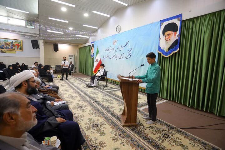 عدالت اجتماعی نیازمند مقابله با مفاسد قدرت و ثروت