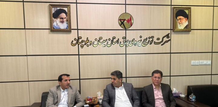 راهکارهای عملی برای خدمت رسانی بهتر به مردم را انتخاب نماییم