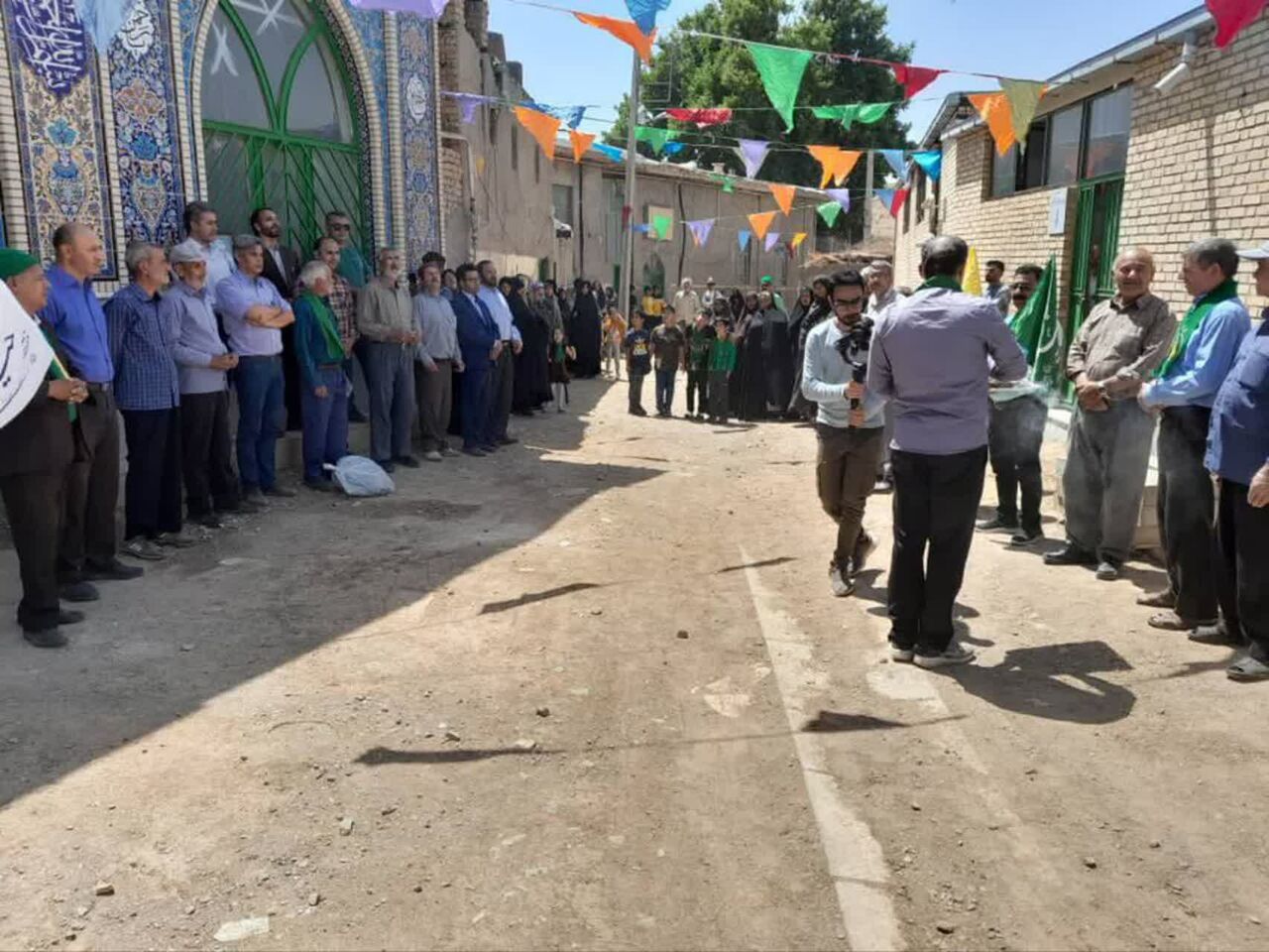 آیین هزار ساله «شال گذاری» در روستای پادر