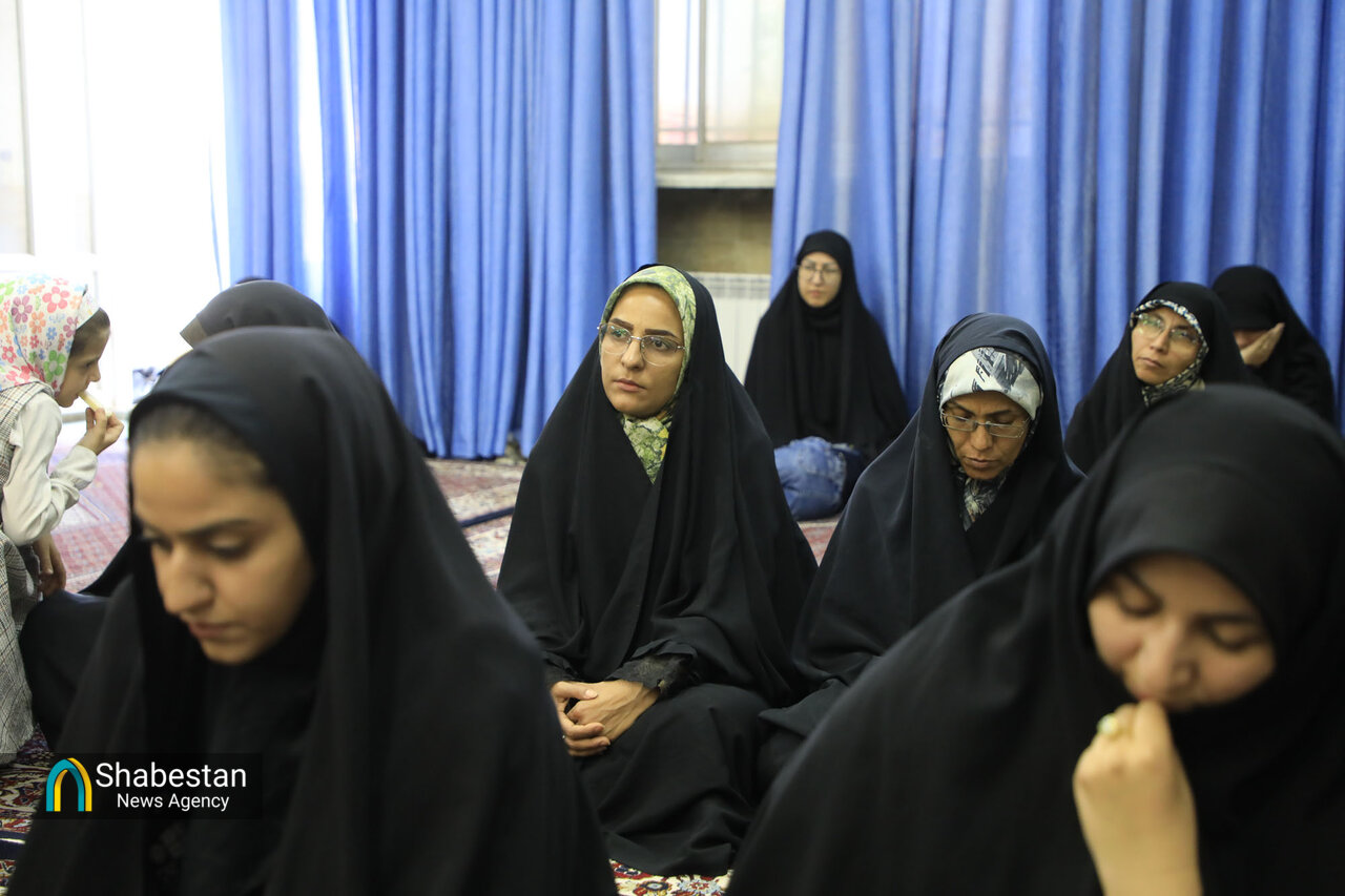 دیدار دست‌اندکاران جشن‌های غدیر با نماینده ولی فقیه در خراسان جنوبی