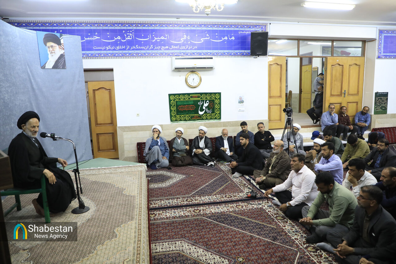 دیدار دست‌اندکاران جشن‌های غدیر با نماینده ولی فقیه در خراسان جنوبی