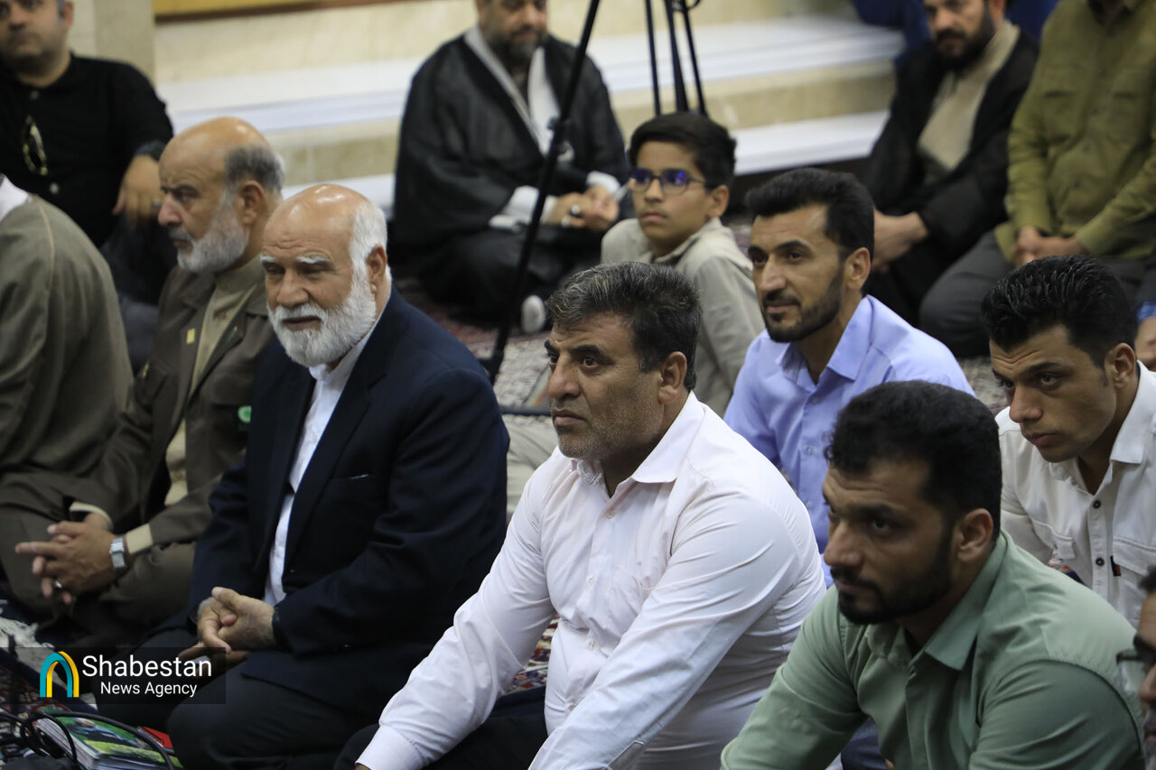 دیدار دست‌اندکاران جشن‌های غدیر با نماینده ولی فقیه در خراسان جنوبی