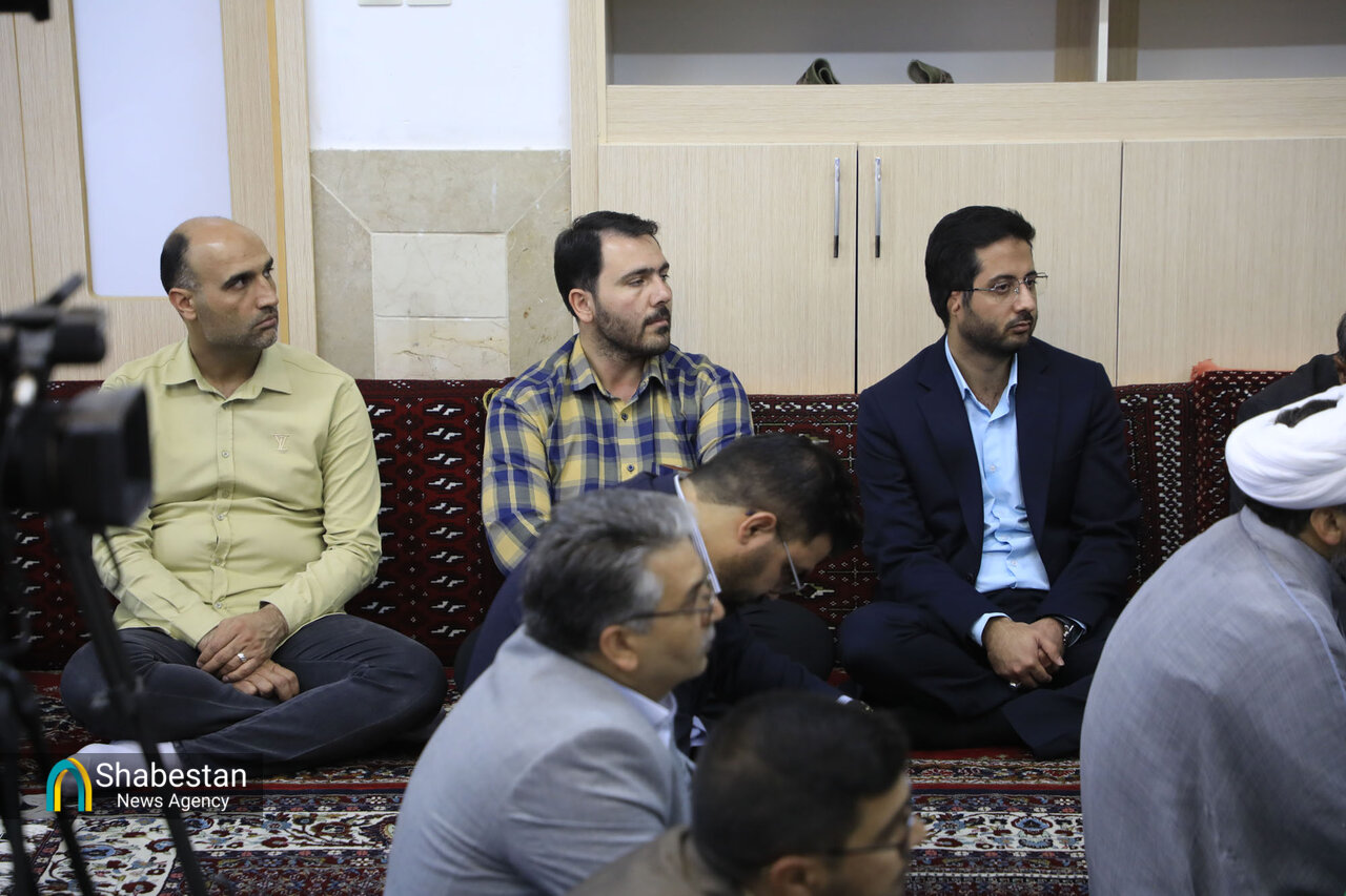 دیدار دست‌اندکاران جشن‌های غدیر با نماینده ولی فقیه در خراسان جنوبی