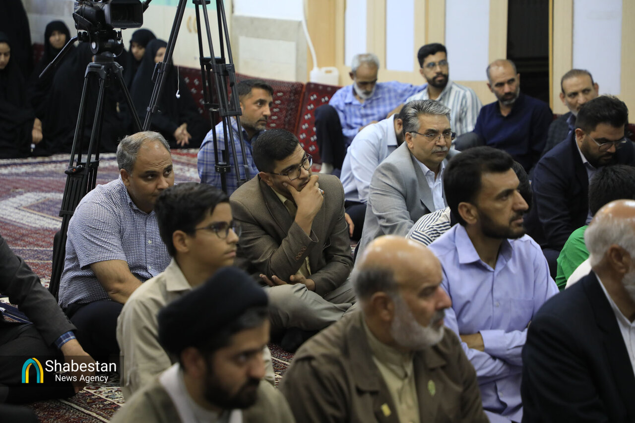 دیدار دست‌اندکاران جشن‌های غدیر با نماینده ولی فقیه در خراسان جنوبی