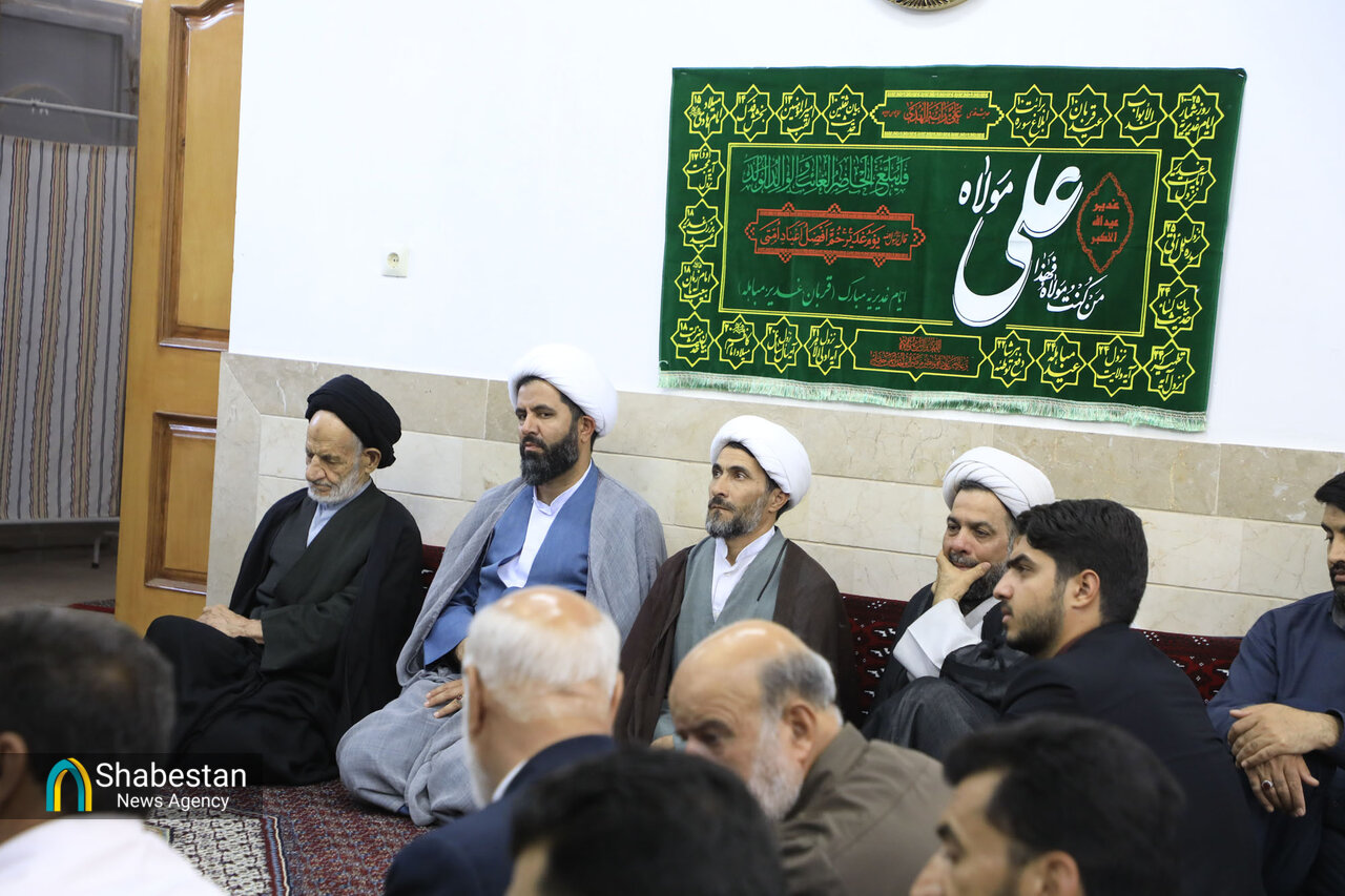 دیدار دست‌اندکاران جشن‌های غدیر با نماینده ولی فقیه در خراسان جنوبی