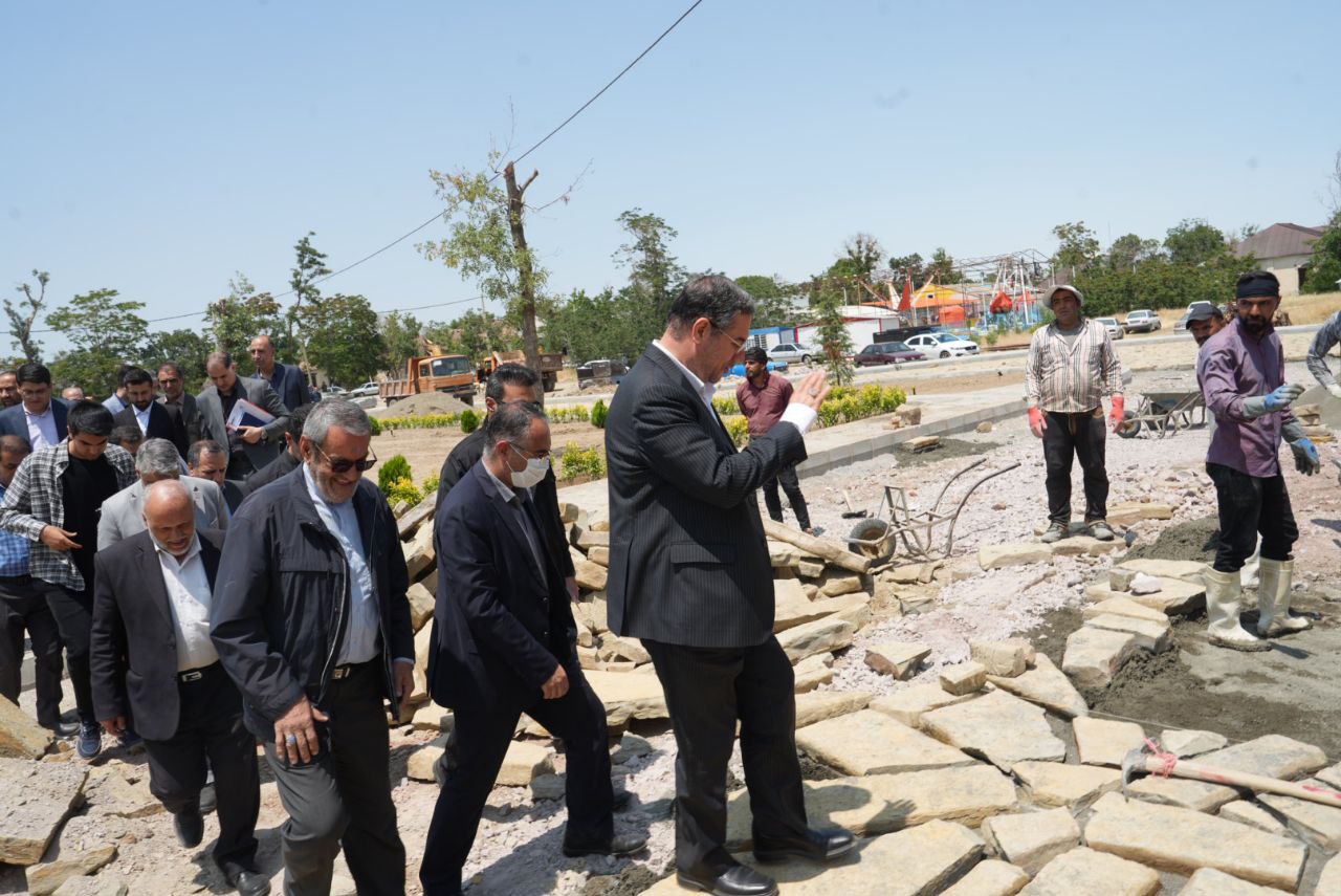 عمارتی به وسعت خورشید میزبان سرمایهگذاران بینالمللی