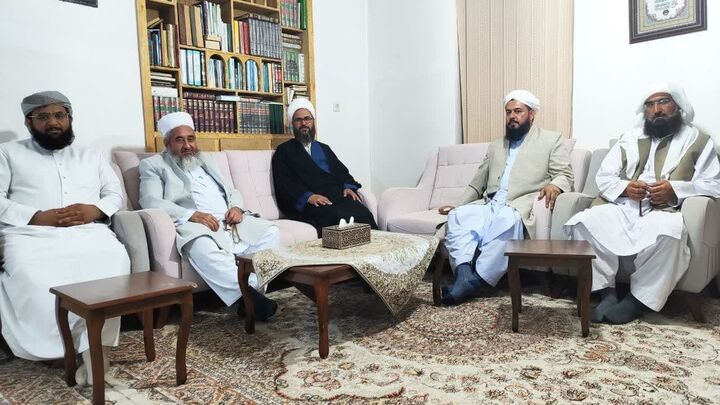 دیدار مدیر ستاد کانون‌های مساجد خراسان جنوبی با امام جمعه اهل سنت اسدیه