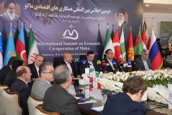 پیگیر ایجاد خط ریلی آسیا – اروپا از طریق ماکو هستیم