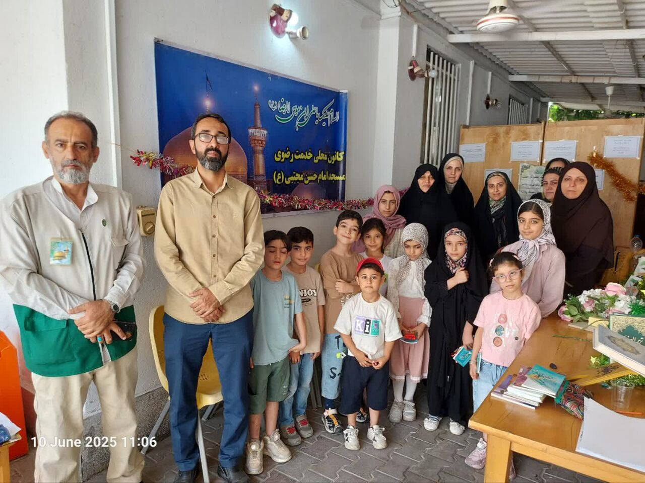 خادمیاران رضوی بهشهر و برپایی ایستگاه نقاشی و روایت غدیر در دهه ولایت