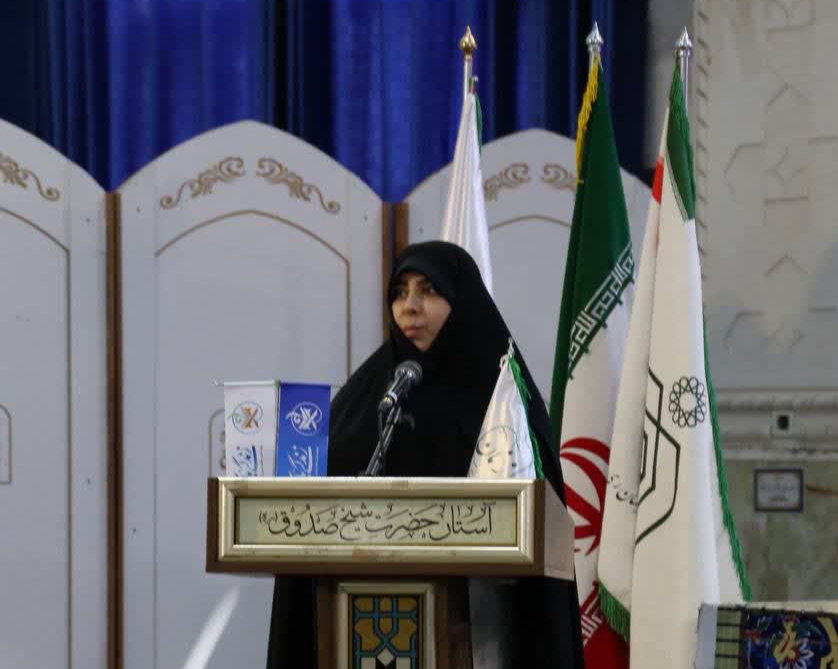 شیانگاری رسانهای زنان، غرب را به فروپاشی کشانده و ایران را تهدید میکند