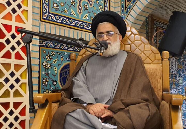 مساجد همه ظرفیت‌های خود را برای تبیین غدیر به میدان بیاورند