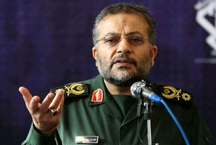 دانش‌آموزان، پیشقراولان انقلاب و حماسه‌آفرینان دفاع مقدس