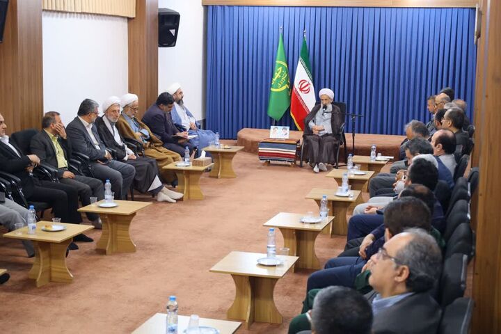 مسئولان جهاد کشاورزی با نگاهی واقع بینانه برای رفع مشکلات گام بردارند