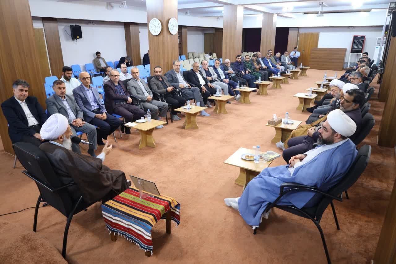 مسئولان جهاد کشاورزی با نگاهی واقع بینانه برای رفع مشکلات گام بردارند