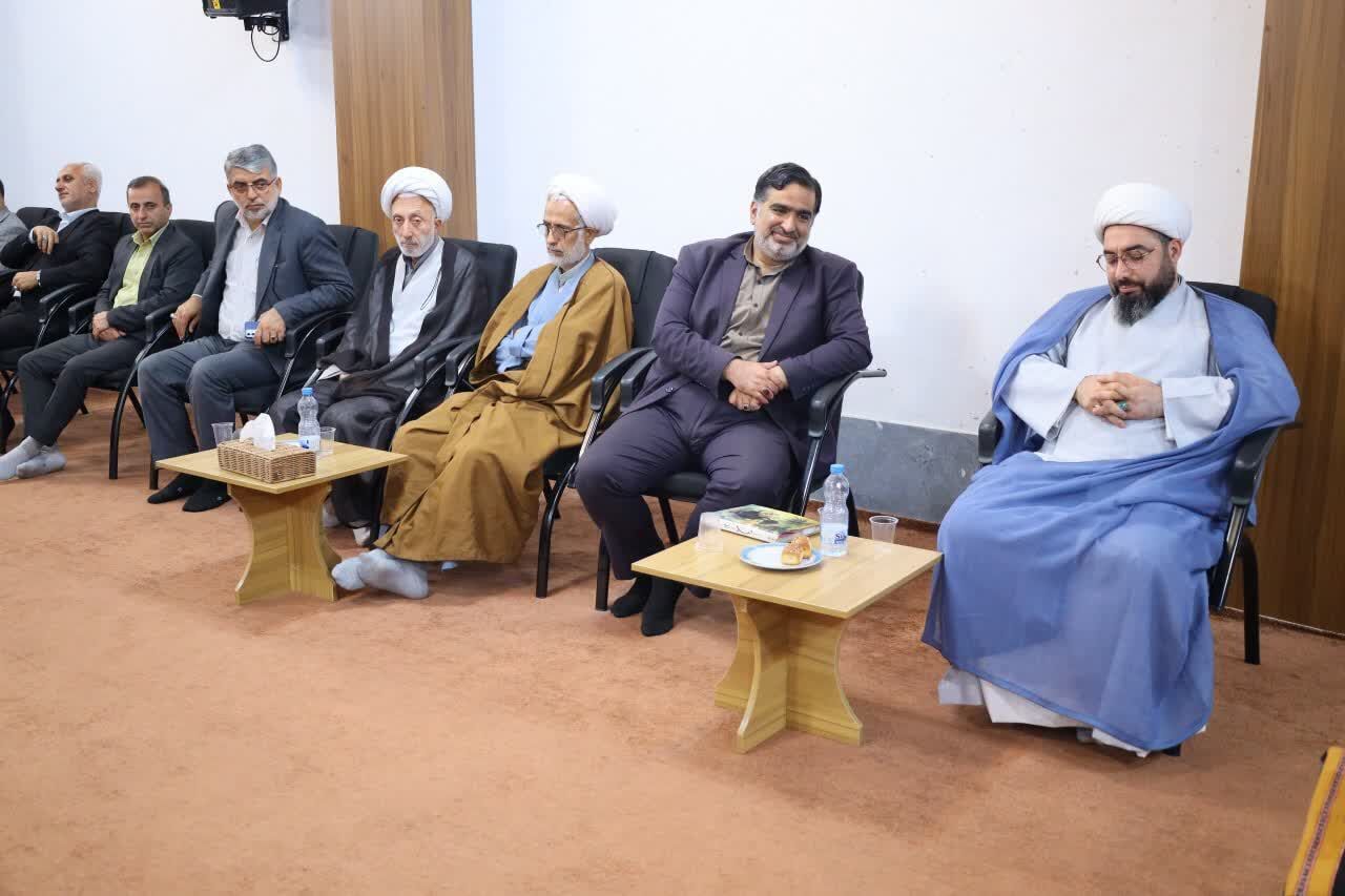 مسئولان جهاد کشاورزی با نگاهی واقع بینانه برای رفع مشکلات گام بردارند