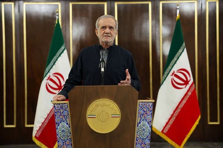 دشمن را از اقدام احمقانه‌اش پشیمان می‌کنیم