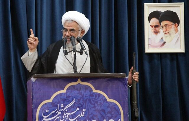 امام جمعه بندرعباس: اسلام دست اخوت را به سوی مظلومان غیرمسلمان نیز دراز می‌کند
