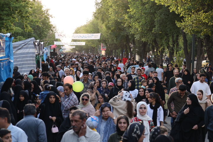 اجتماع یکصد هزارنفری غدیریون در شهرکرد برگزار شد