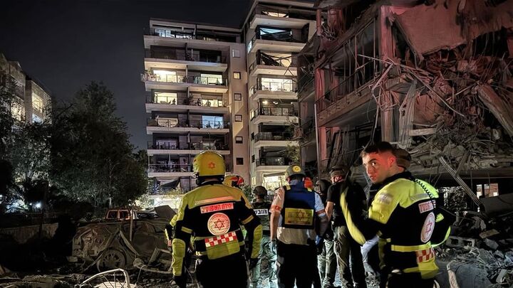 اکسیوس: آمریکا برای رهگیری موشک‌های ایرانی به کمک اسرائیل آمد