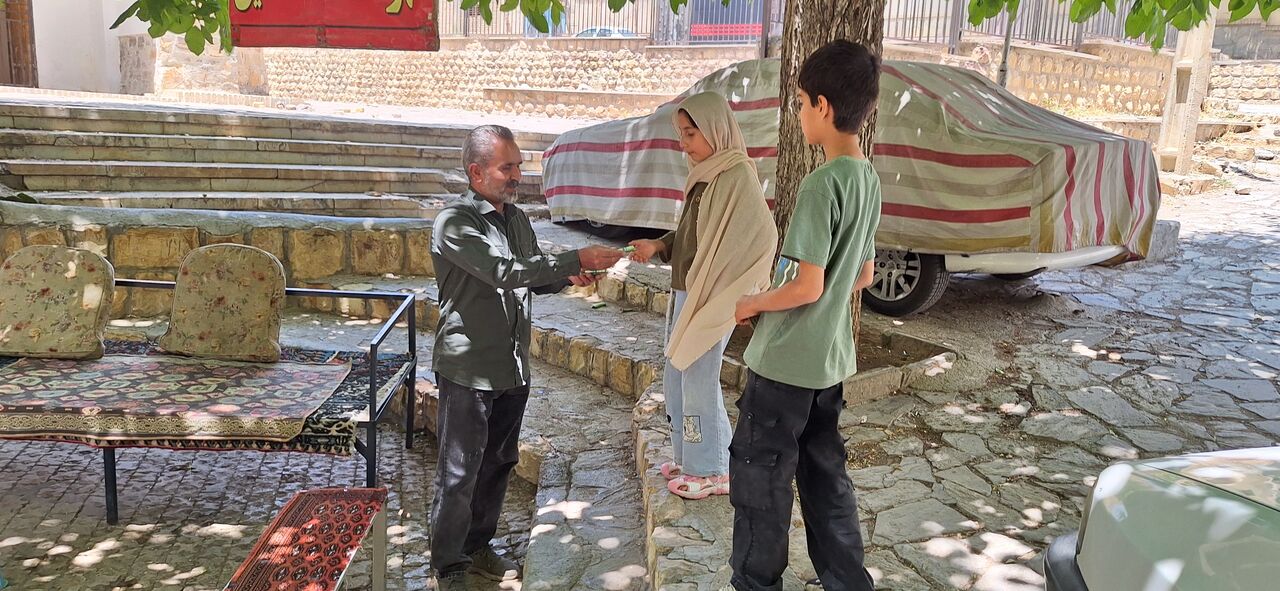 دیدار با سادات حول محور مقاومت و با شعار "ایران ذوالفقار علی" برگزار شد