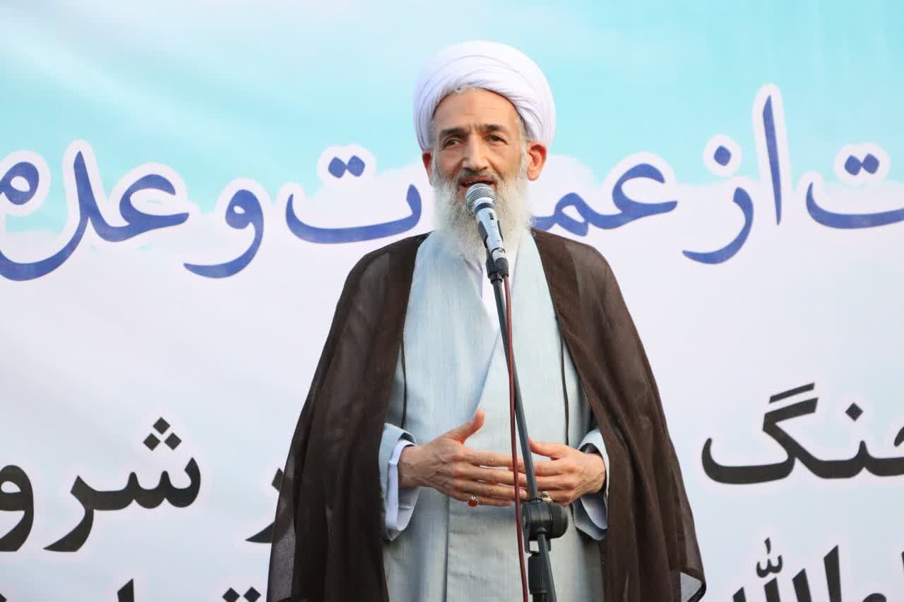 پایگاههای آمریکا در منطقه باید هدف عملیات انتقامجویانه قرار گیرند