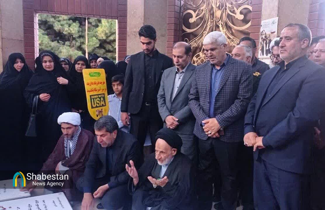 غدیر عاشورایی؛ شکوه حضور مردم بیرجند در سایه مقاومت