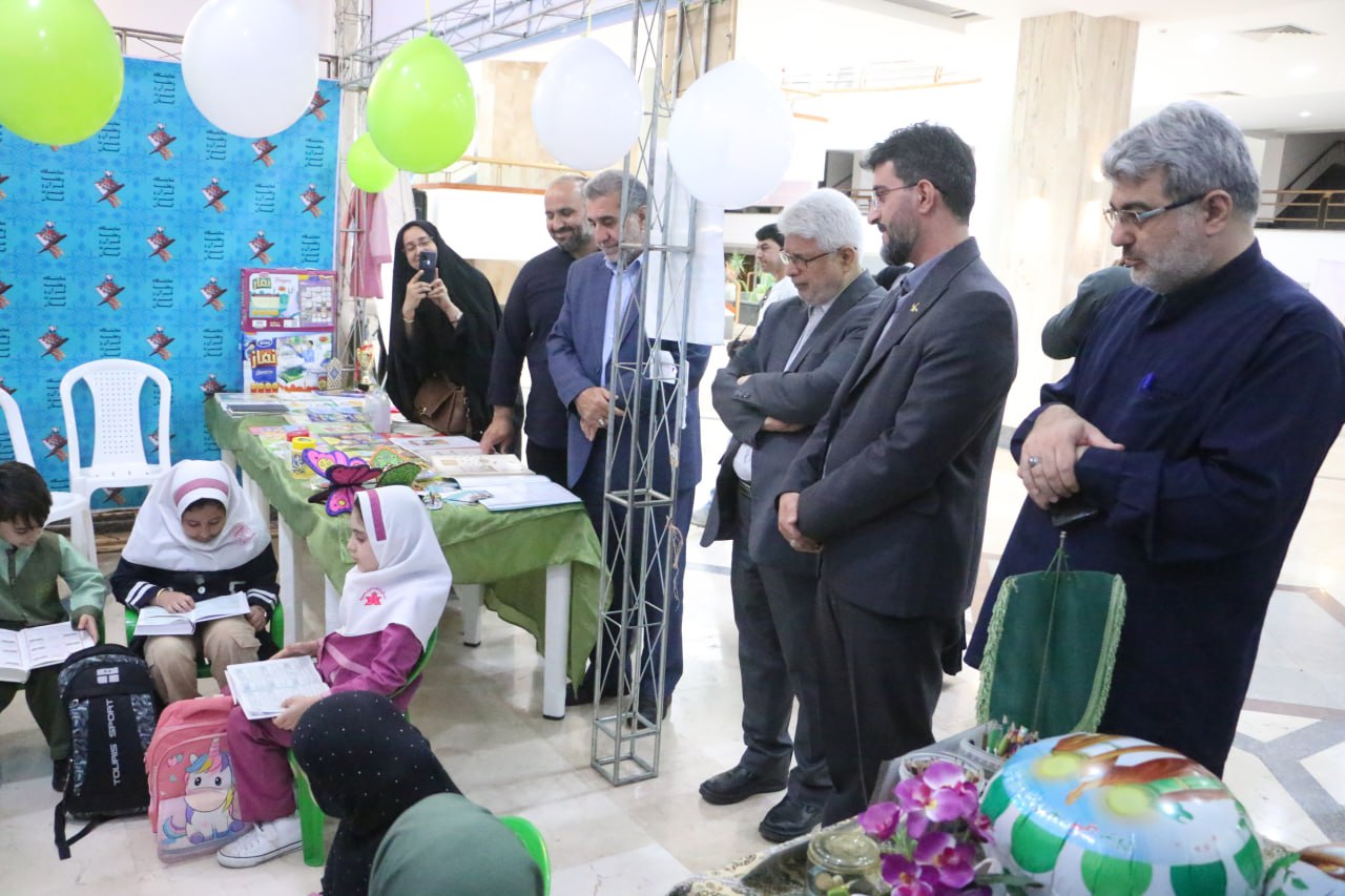 افتتاح نمایشگاه هفته قرآن و عترت در رشت