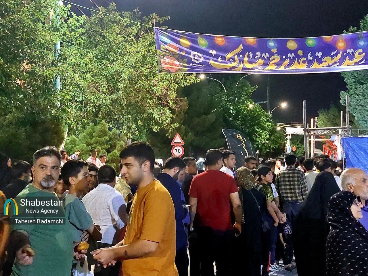 بیش از یک تُن کیکخامه و ۱۵ هزار میهمان؛ روایتی کوتاه از خدمات غدیری هیئت رهروان مکتب شهید سلیمانی