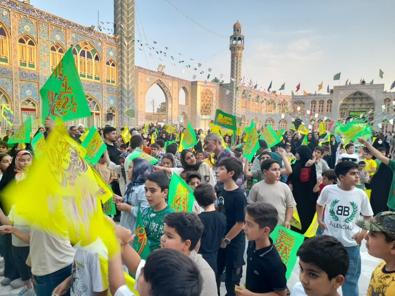 نوجوانان آران و بیدگل در «سفیران غدیر»، فریاد «مرگ بر اسرائیل» سر دادند