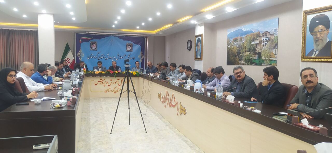 مدرسه و کلاس درس خط مقدم تمدن‌سازی نوین اسلامی است