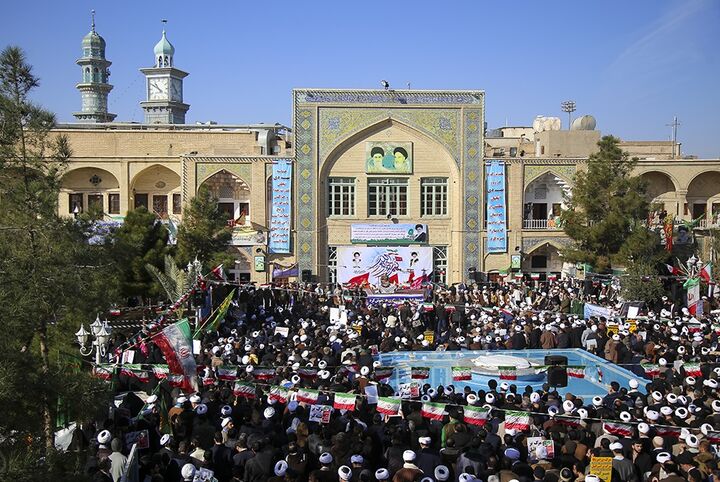 اجتماع عظیم حوزویان در قم برگزار می‌شود / اعلام پشتیبانی قاطع از نیروهای مسلح