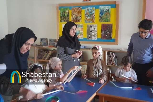 کودکان گرگانی، «ایران سرفراز» را با عشق و لاله سرودند