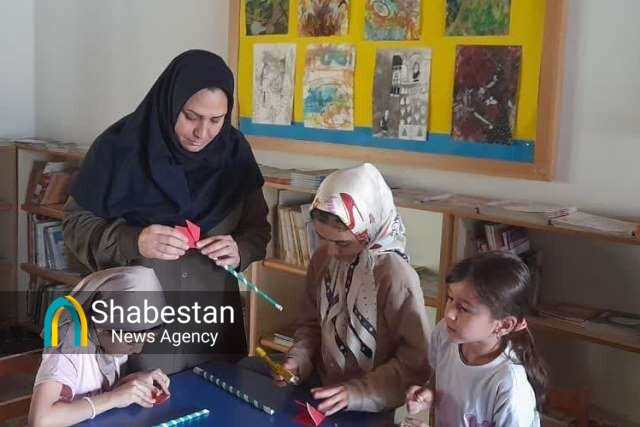 کودکان گرگانی، «ایران سرفراز» را با عشق و لاله سرودند