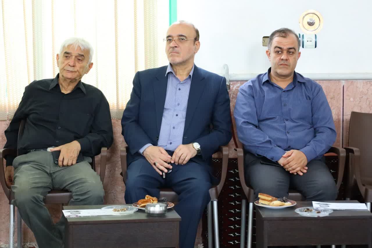 خون شهدا عزم ملت را افزایش خواهد داد