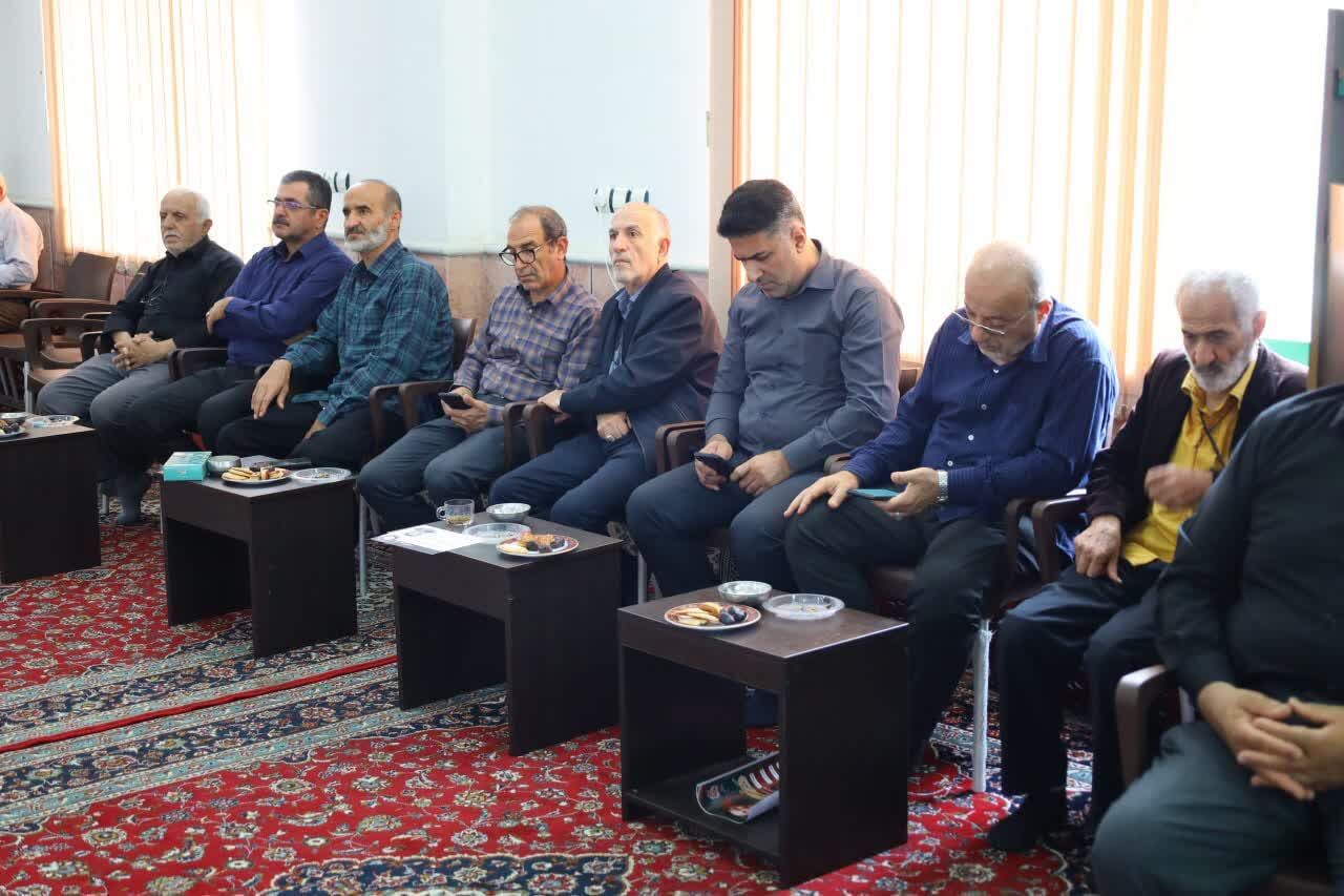 خون شهدا عزم ملت را افزایش خواهد داد