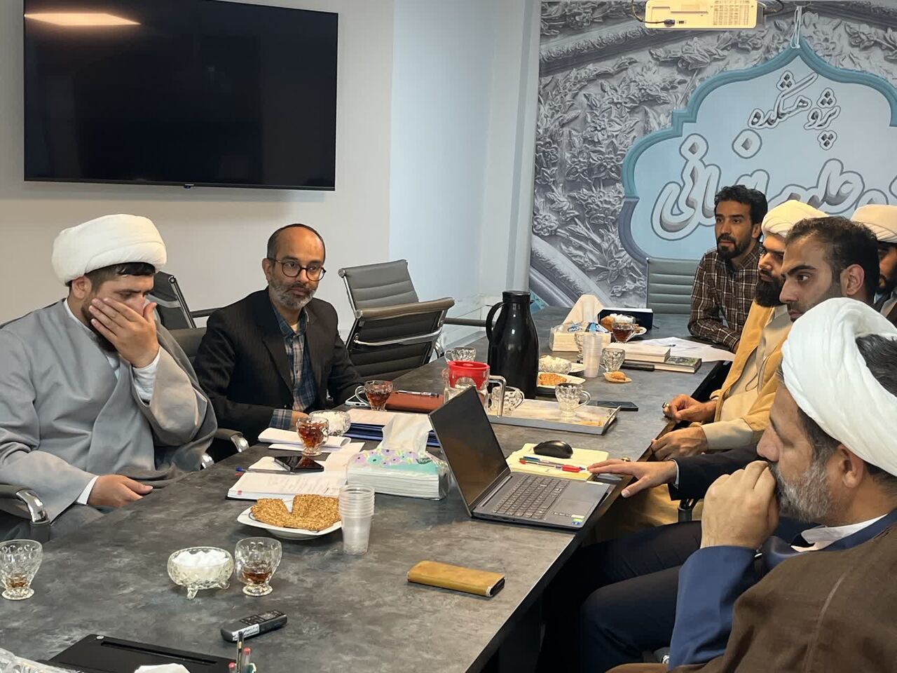 رئیس جدید کمیته برگزاری کرسی‌های علمی مجموعه‌ی حوزوی امام رضا (ع) منصوب شد