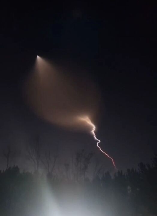 شلیک موج دوازدهم موشک‌های فوق سنگین «سجیل» در سراسر سرزمین‌های اشغالی