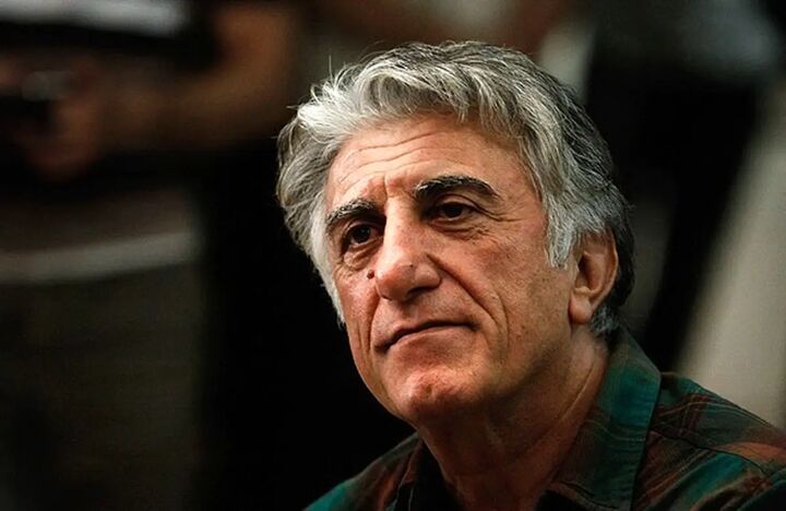 حضور رضا کیانیان در میان امدادگران هلال احمر