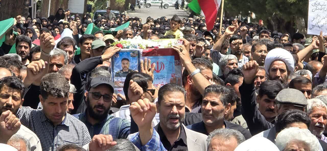 پیکر مطهر شهید « ابراهیمی کارشک» دز قاین تشییع شد