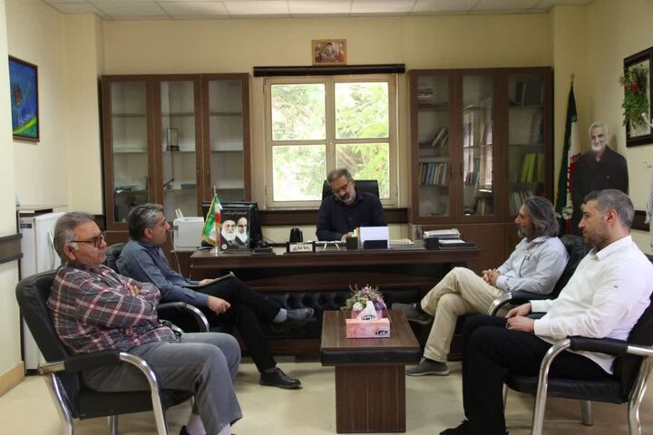 لزوم ارتقا تولیدات هنری استان لرستان