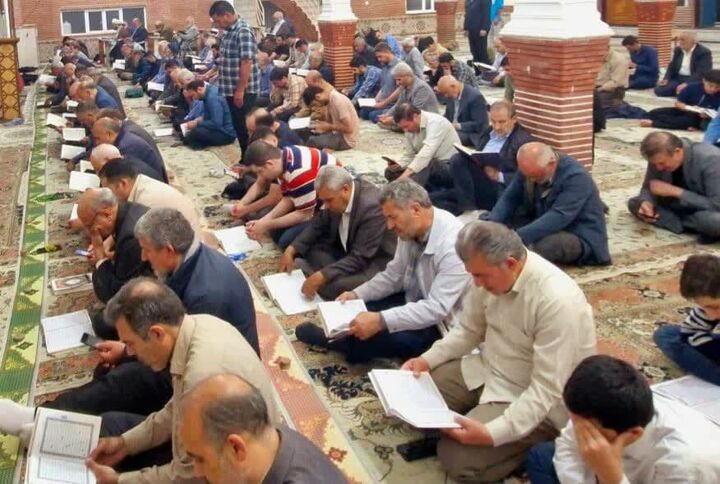 پویش قرائت سوره «فتح» در حمایت بچه‌های مسجد از جبهه حق